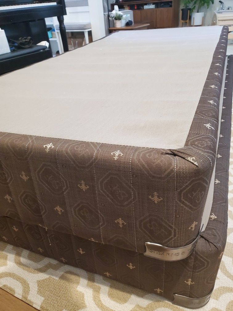 Stearns & Foster King box spring for Sale in Tustin, CA OfferUp