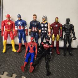 Action Figures 
