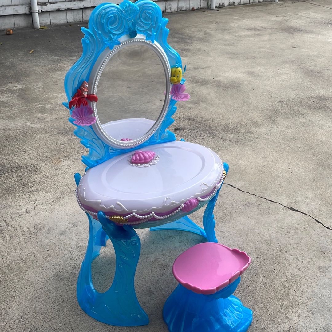 little mermaid dressing table Disney Princess Ariel Little Mermaid Magical Talking Salon & Vanity | Amazon price tracker / tracking, Amazon price history charts, Amazon price watches, Amazon price drop alerts