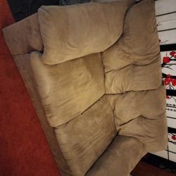 Free Loveseat Nice And Comfy 