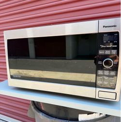 Panasonic Macrowave