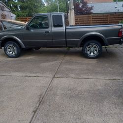 2005 Ford Other