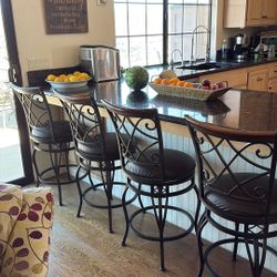 4 Beautiful Swivel Stools
