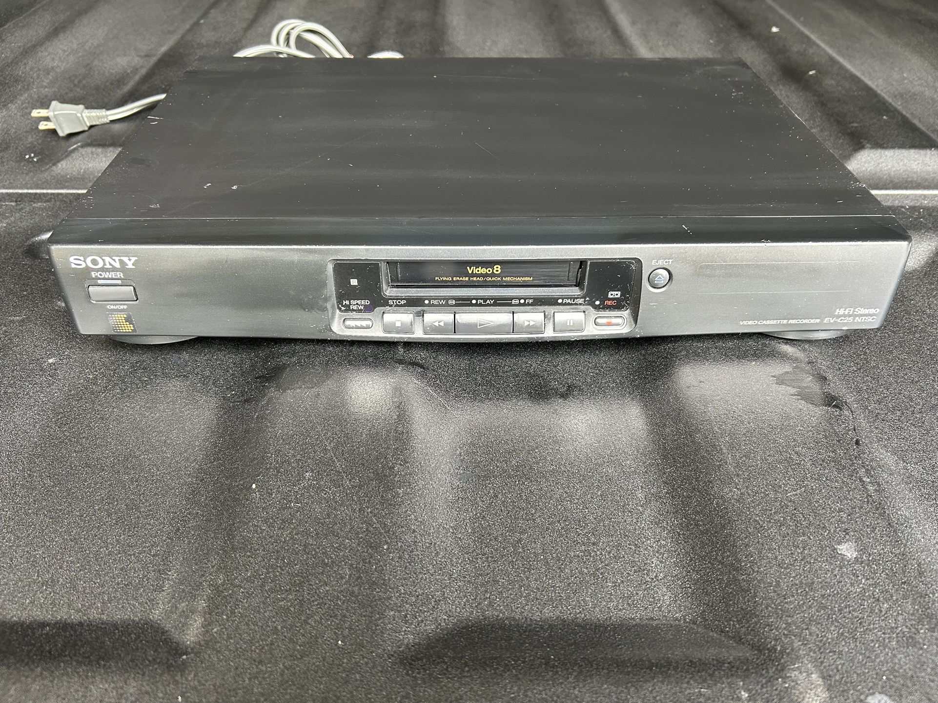 Sony 8mm VCR in working condition EV-C25