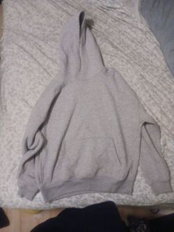 Grey hollister swaeter