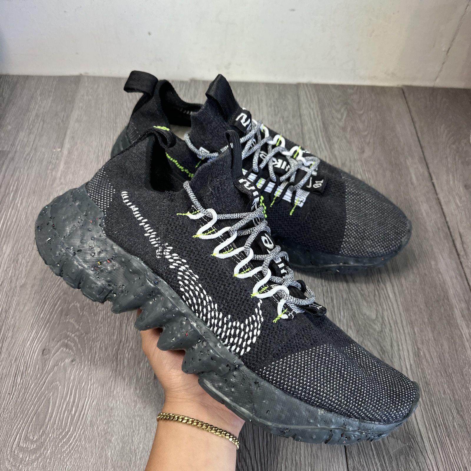 Nike Space Hippie 01 Black Anthracite Volt Knit Sneakers DJ3056-001 Mens Sz 13