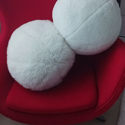Pillow Balls