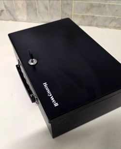 Honeywell Safes & Door Locks - Small Safe Box for Home - Fire Resistant Documents Lock Box with Keys - Steel Security with Key Lock for Personal Items