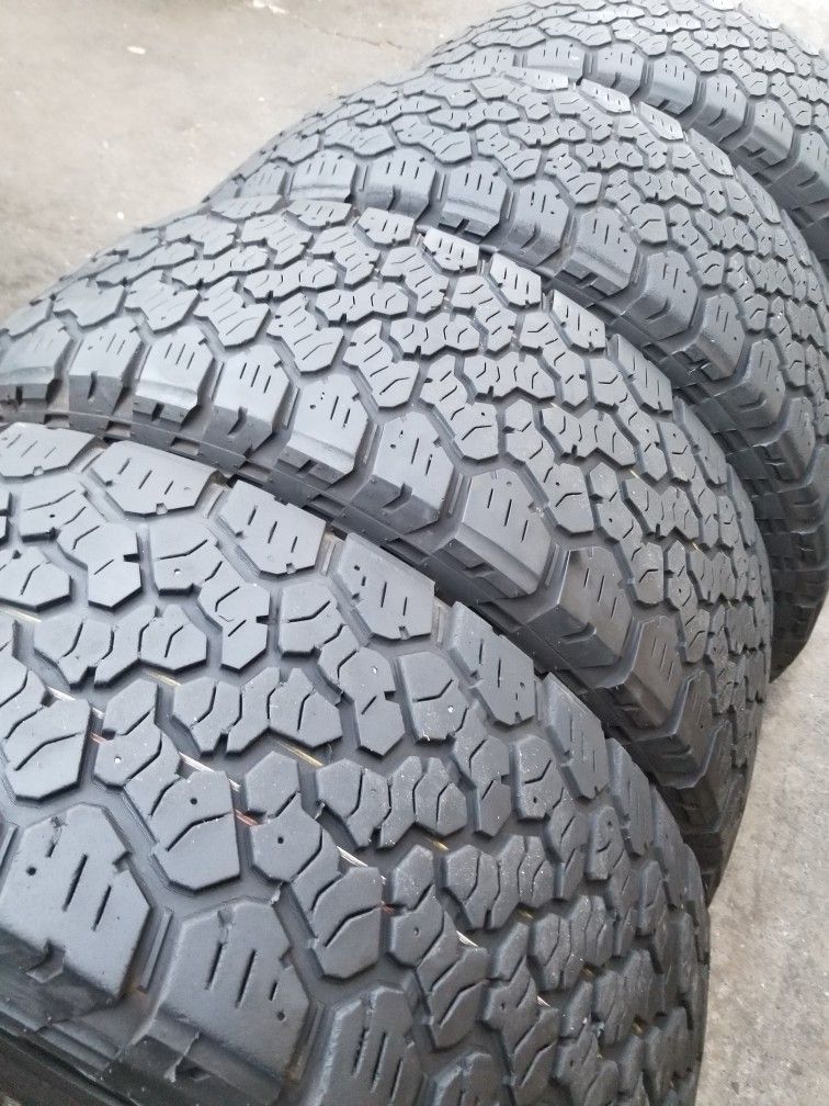 4 used tires Lt33x12.50r20 General Grabber $250.00