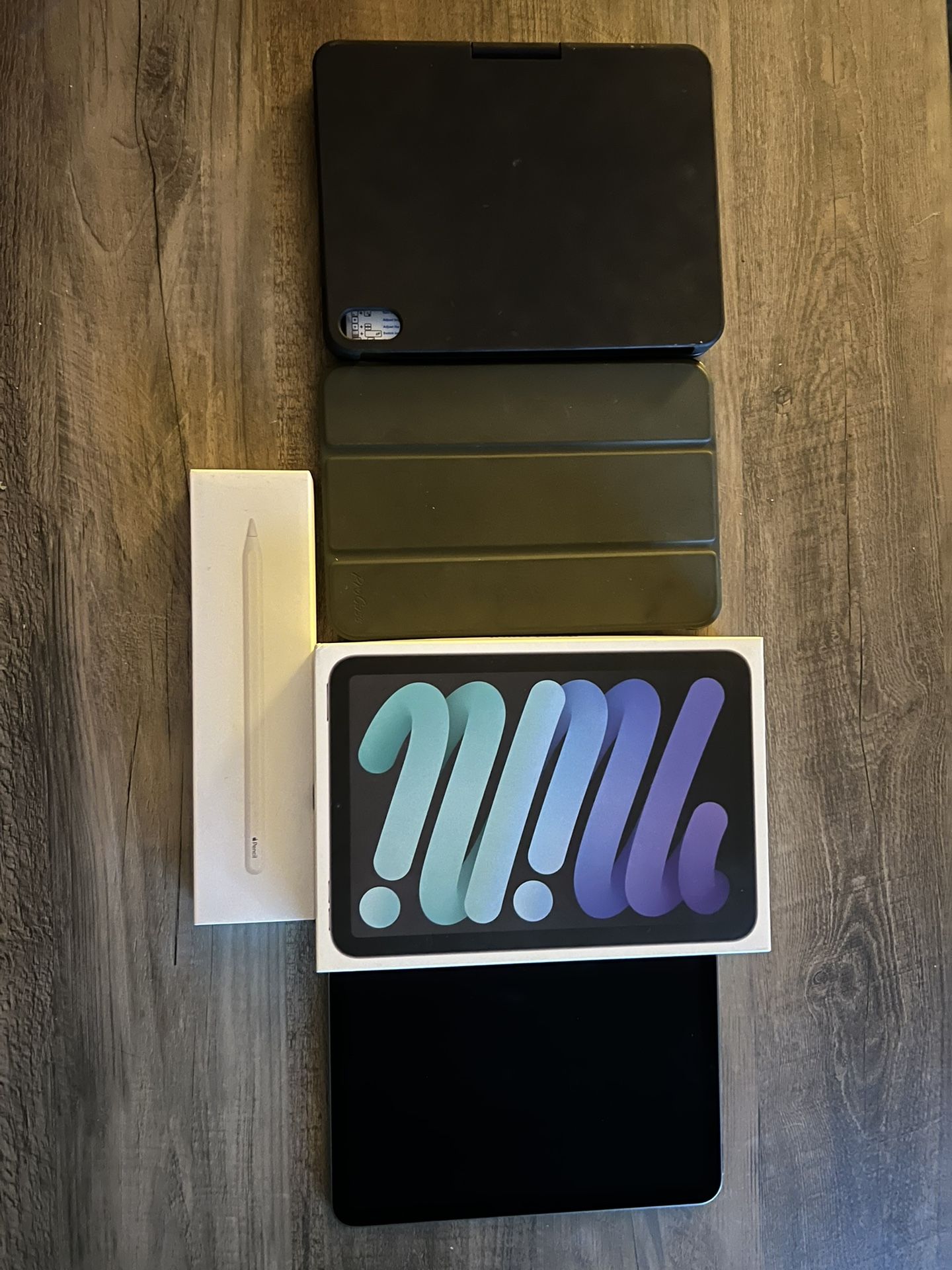 iPad Mini 6 With 2nd Gen Apple Pencil, Case And Bluetooth Keyboard 