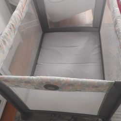 Portable Crib/plypan