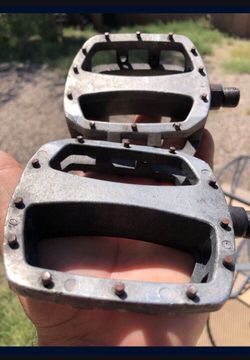 SPECIALIZED PEDALS 9/16 DX Style Bars