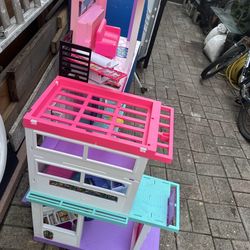 Doll's house