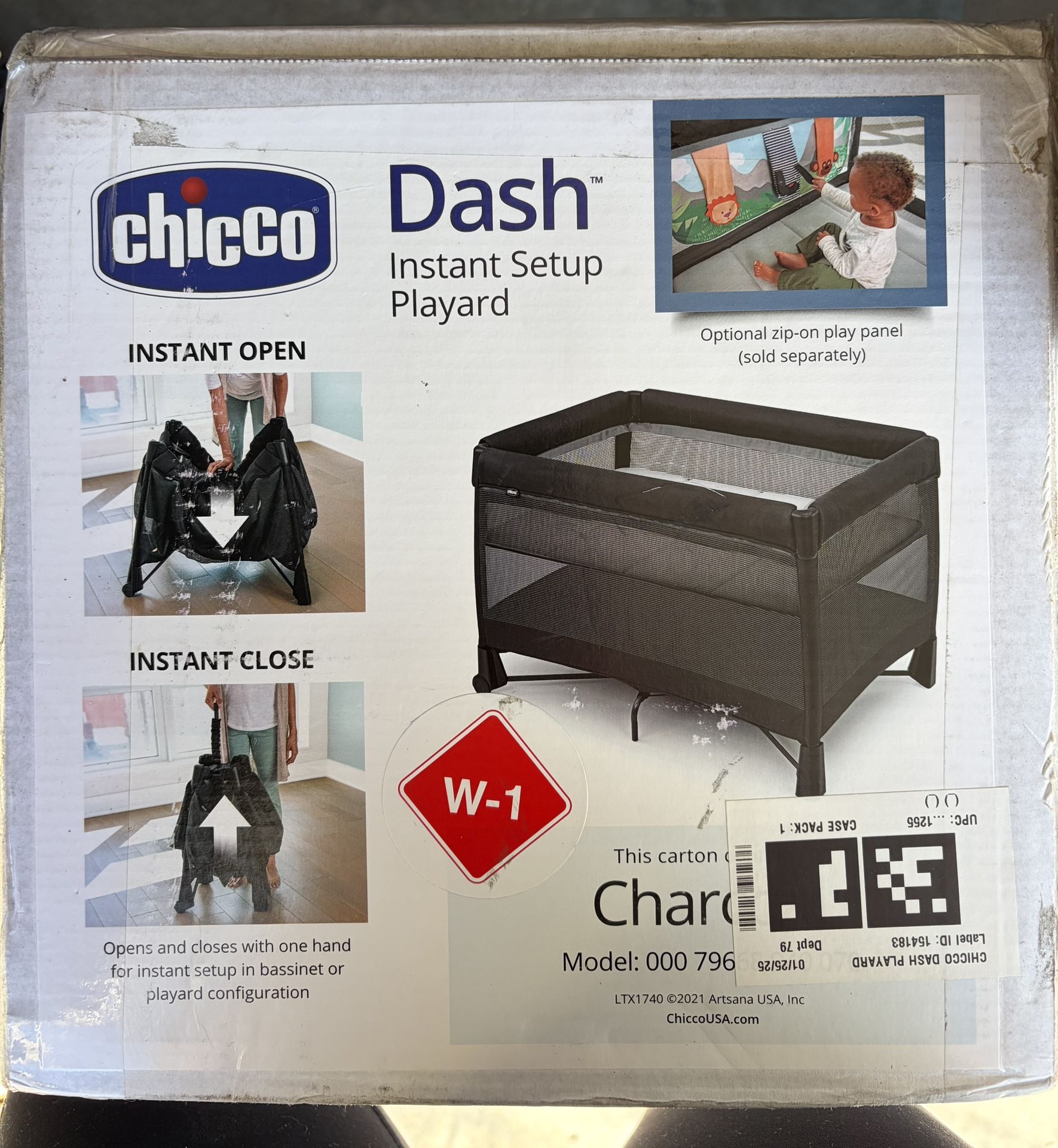 Chicco Pack N Play With Removable Bassinet