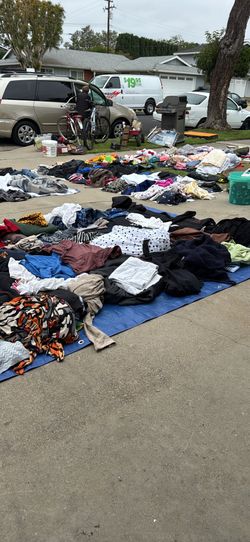 Garage sale (June 6) today !!!!