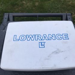 Fish fander Lowrance 10