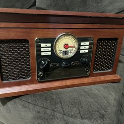 the hawthorne victrola record player 