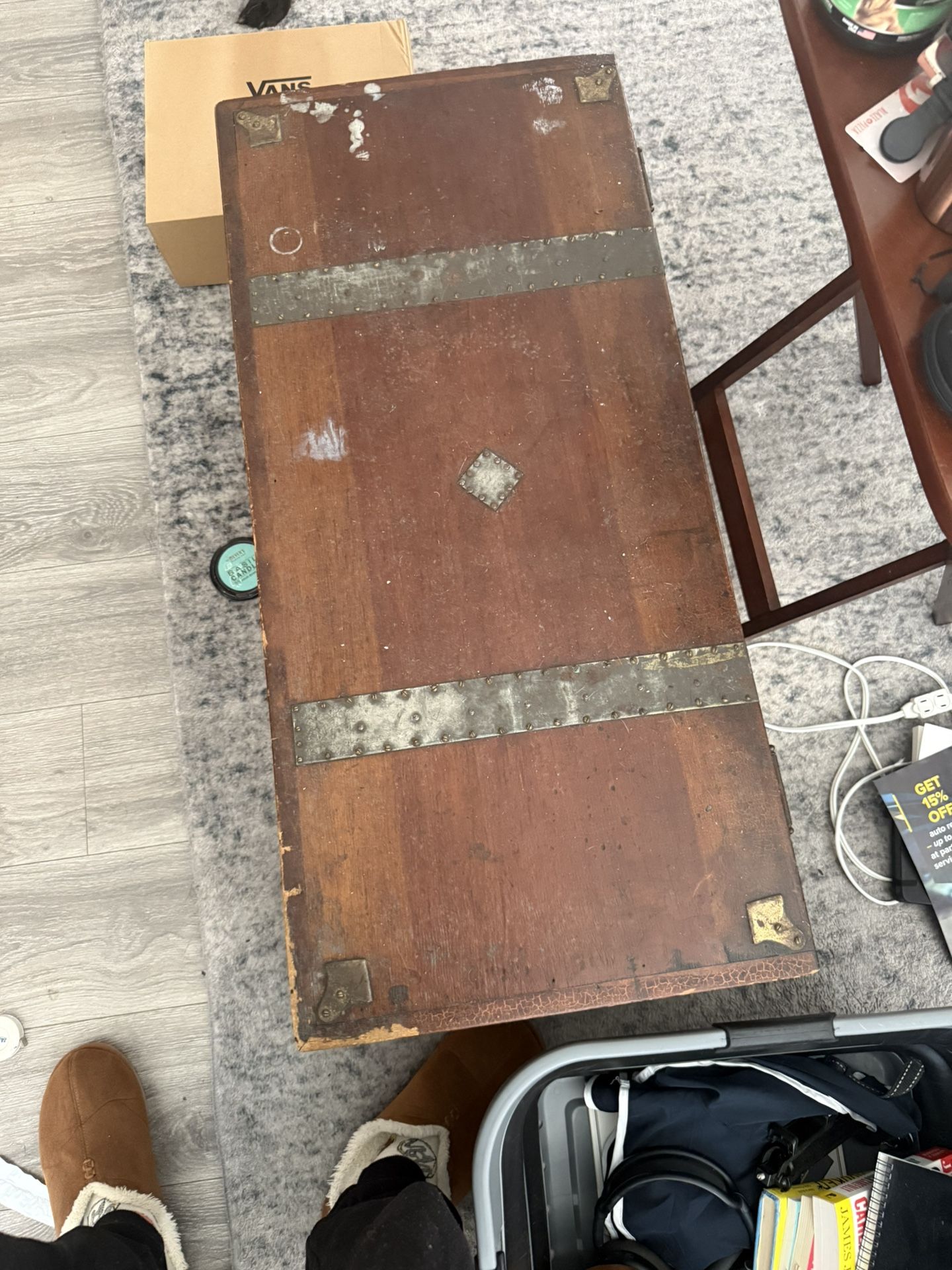 Chest/trunk/coffee Table