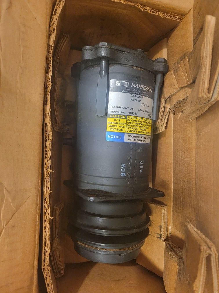 NEW / OEM GM Harrison A6 A/C Compressor 15-2(contact info removed)243 Chevrolet GMC Truck 70-90 Series