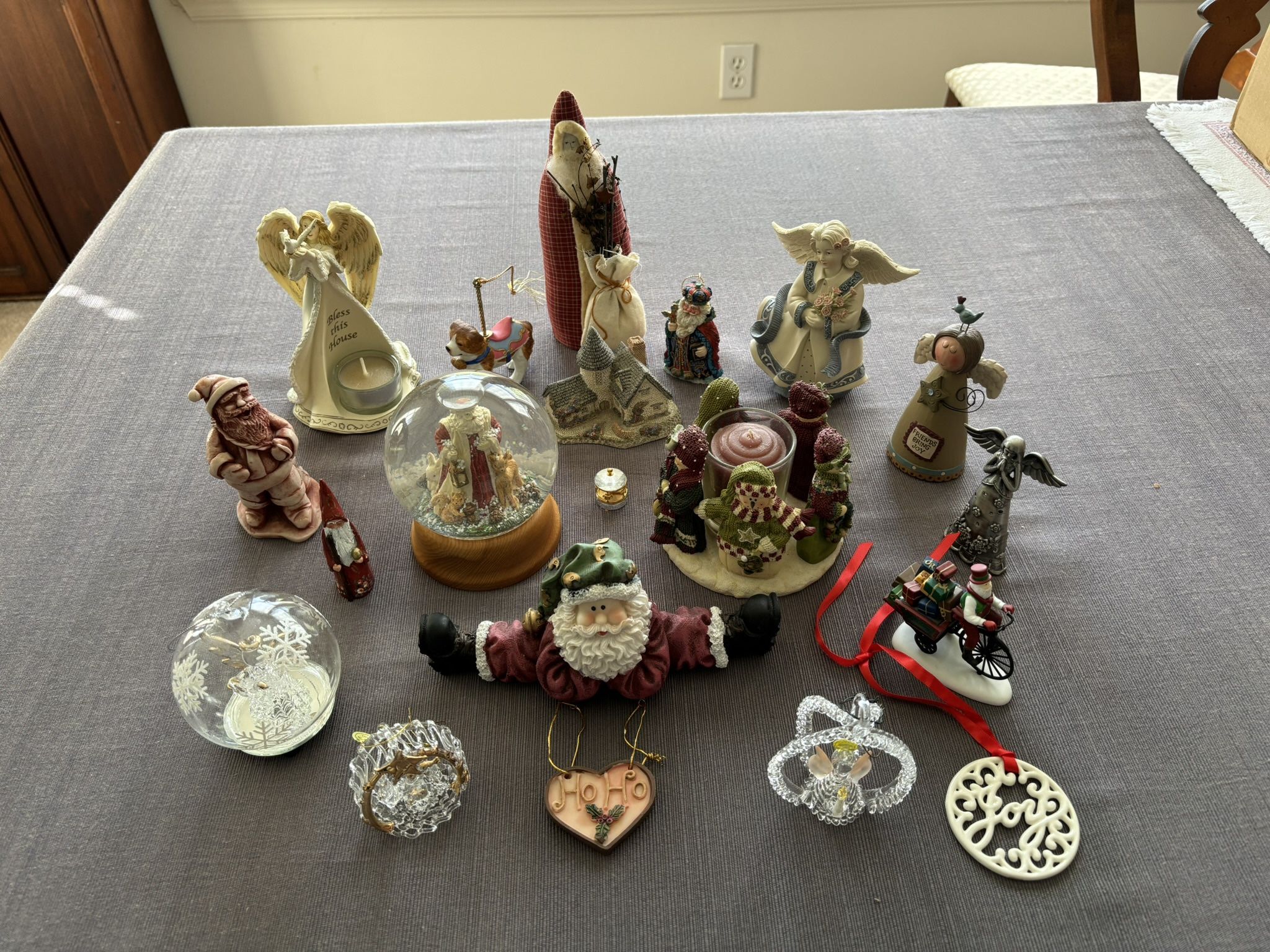 Christmas Figurines and Ornaments, lot of 19 items, 1”-8”, excellent to new condition.