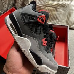 Jordan 4 Infrared