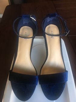 Beautiful navy blue velvet heels