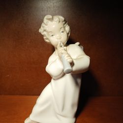 Vintage Lladro 1977  Angel With Flute
