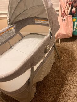 Baby Bassinet with Canopy
