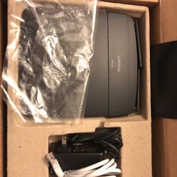 Linksys EA6100 Wifi AC1200 Dual Band Router