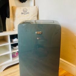 LG Portable Air Conditioner, 10,000 Cooling/12,000 BTU