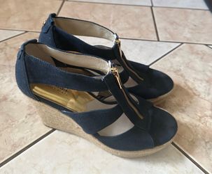 Womans Michael Kors sandals