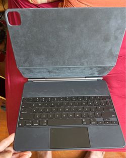 Magic Keyboard Model A2480 for iPad Air 13 or iPad Pro 12.9 3rd-6th