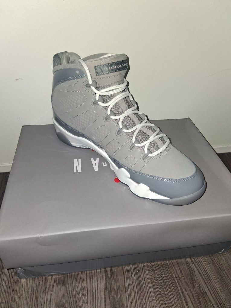 Air Jordan 9 Retro 'Cool Grey' 2025