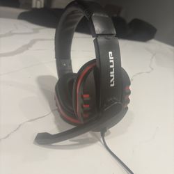 Headphones 