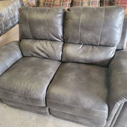 Leather Reclining Loveseat With USB $275 Pickup In Riverbank 