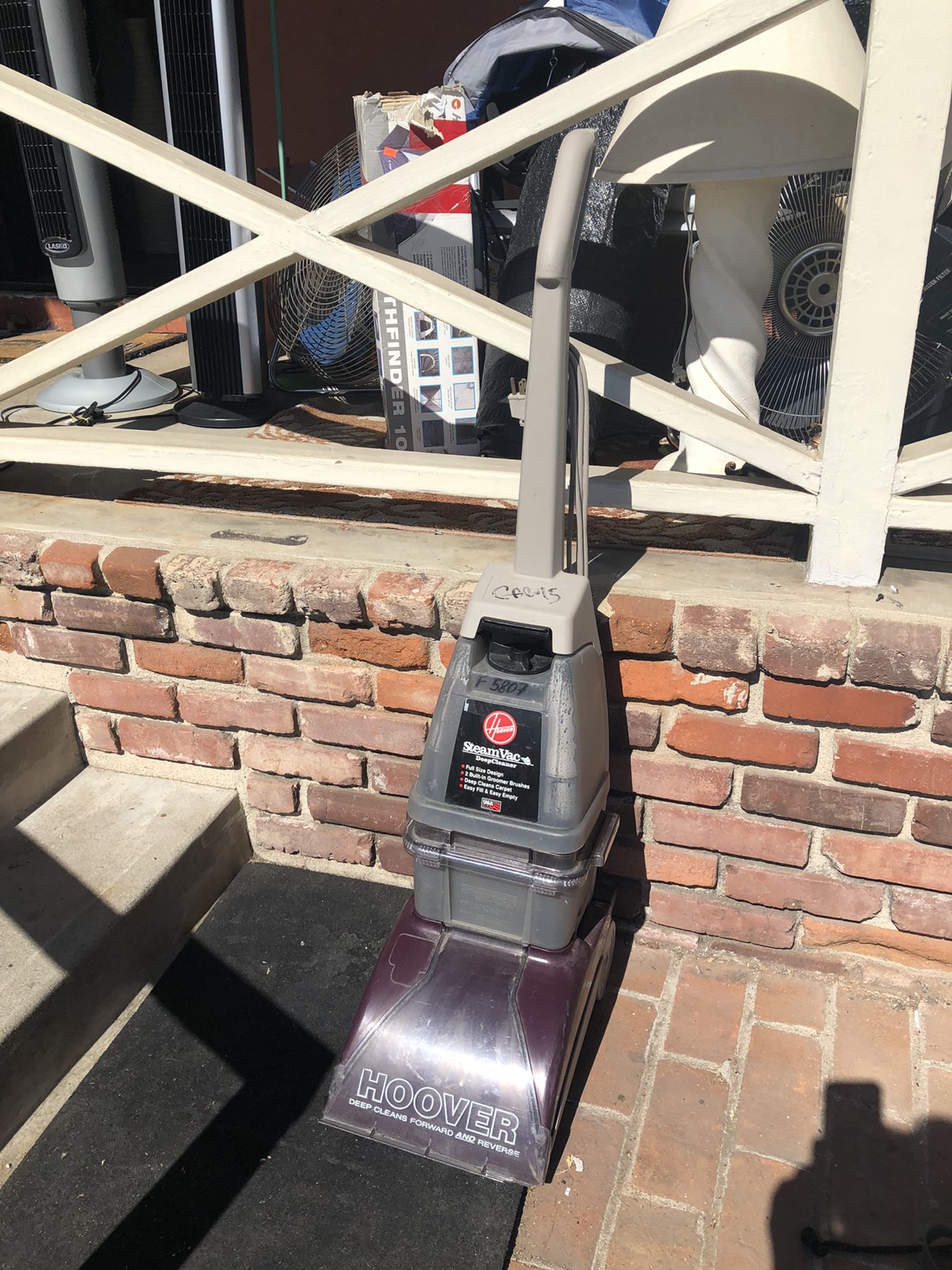 Hoover Steam Vac Carpet cleaner in working condition