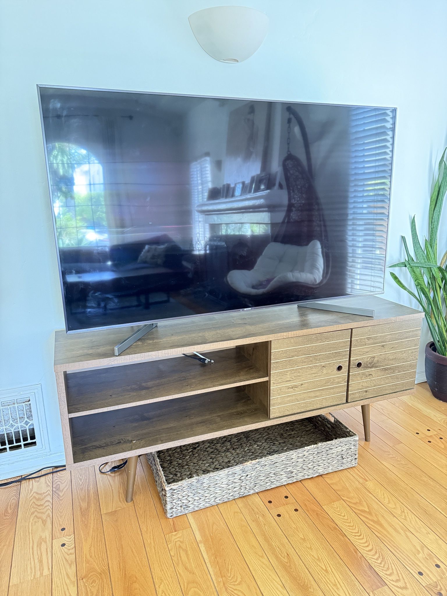 📺 Sony XBR‑65X900F 65″ 4K HDR Smart TV – Excellent Condition