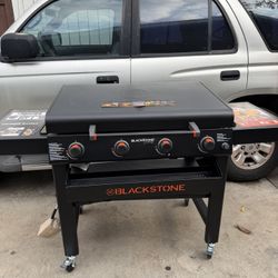 Blackstone 36 Culinary Omnivore Griddle with Hood 4 Burner