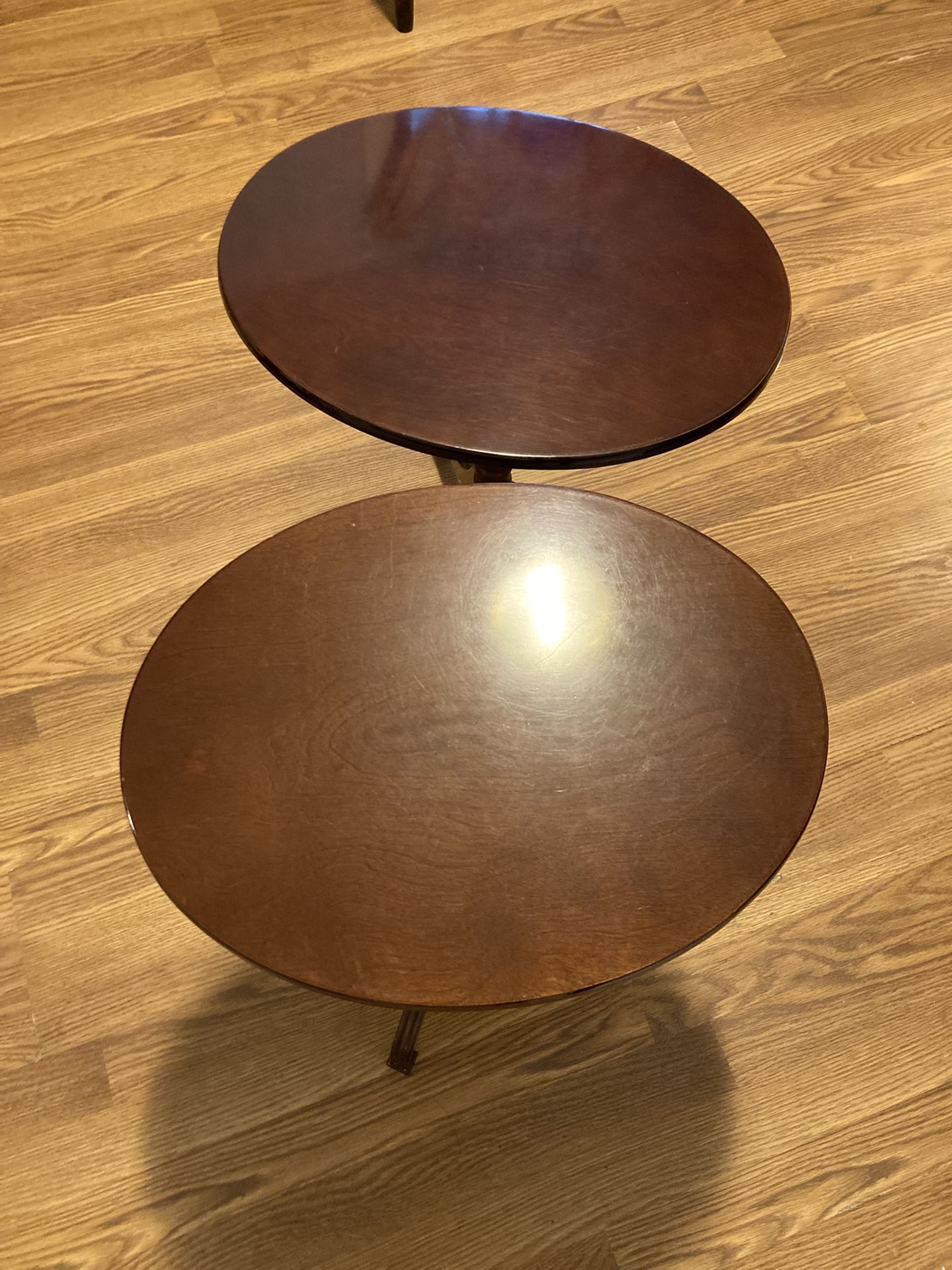 The Bombay Company Mahogany Oval Folding End Tables Vintage 