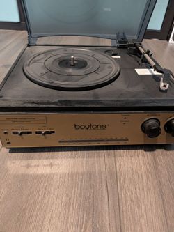Boytone Record Player