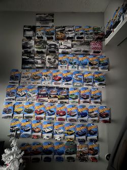 HOT WHEELS FOR SALE. THROW OFFERS FOR THE CAR U WANT NOT $1