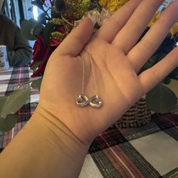 Authentic Tiffany Necklace 🪙