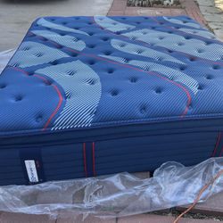 EASTERN KING MATTRESS ONLY DISPLAY MODEL