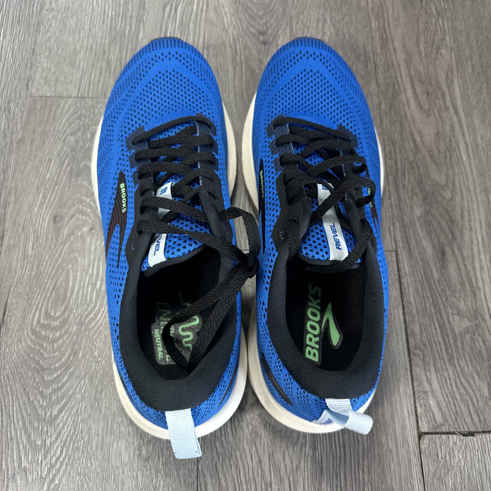 Size 9 Brooks Revel 6 Blue Running Shoe Men SAMPLE 