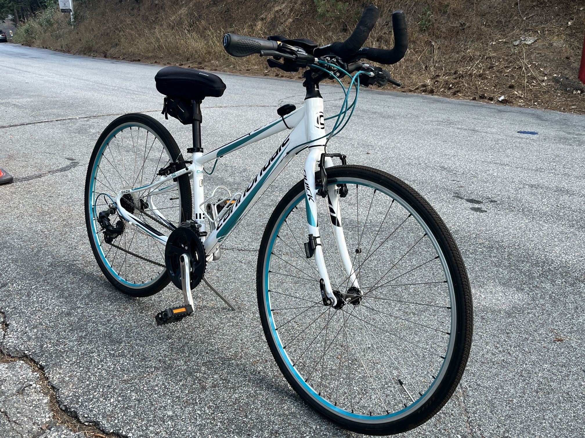 Cannondale Quick Women's 6 Hybrid Bicycle