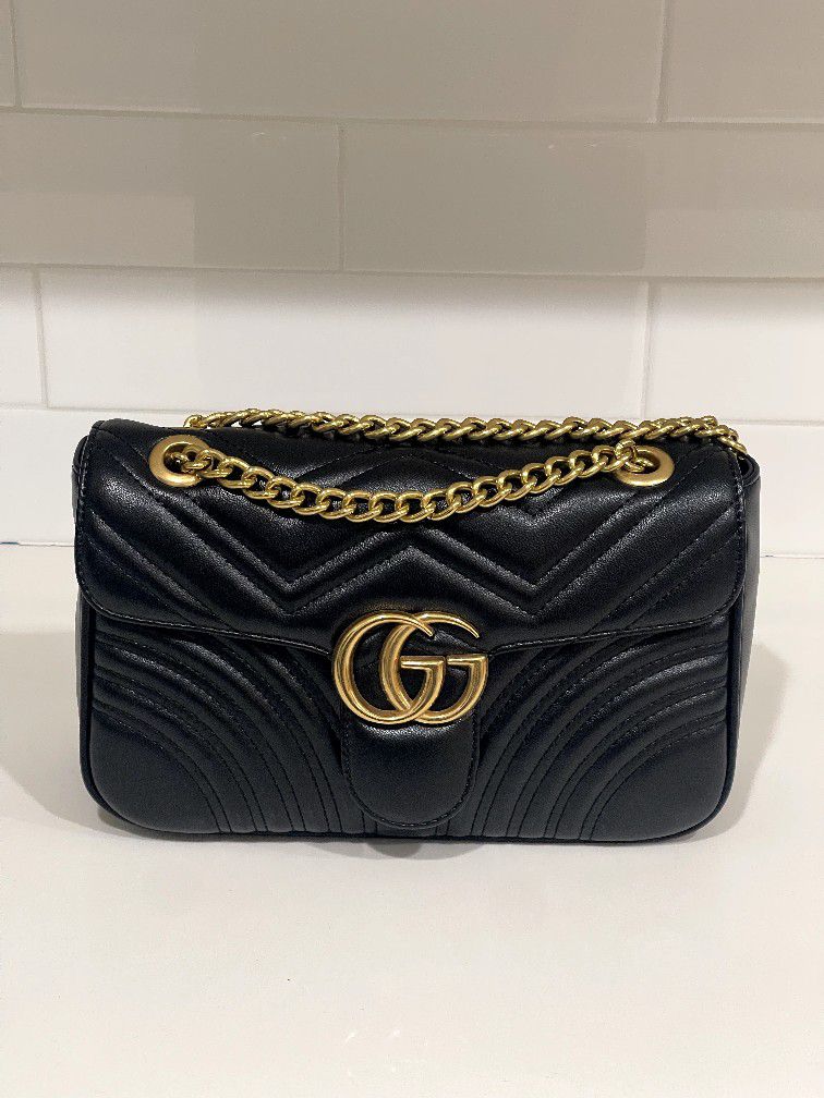 Women's Crossbody Gucci Marmont GG Purse bag