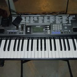 Casio Keyboard With Stand