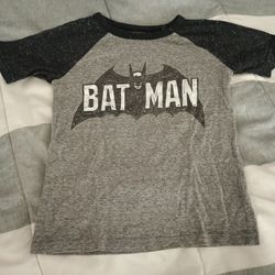 Size 5t / Small Boys Tshirts And Shorts