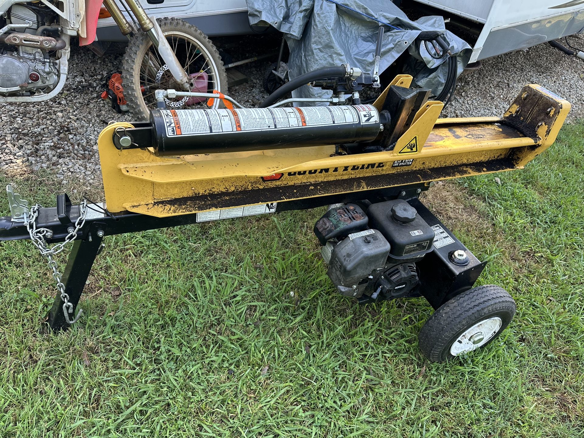 County line Log Splitter 25 Ton With New Rebuilt Cylinder