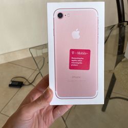 iPhone 7 32 GB Box